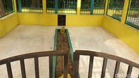 Ya, makam Badang ada di dalam hutan. Hutan yang ada di sekitarnya pun masih terjaga. Dan makam ini banyak dikunjungi oleh turis yang berasal dari Malaysia (Foto: Ahmad Masaul Khoiri/detikcom)