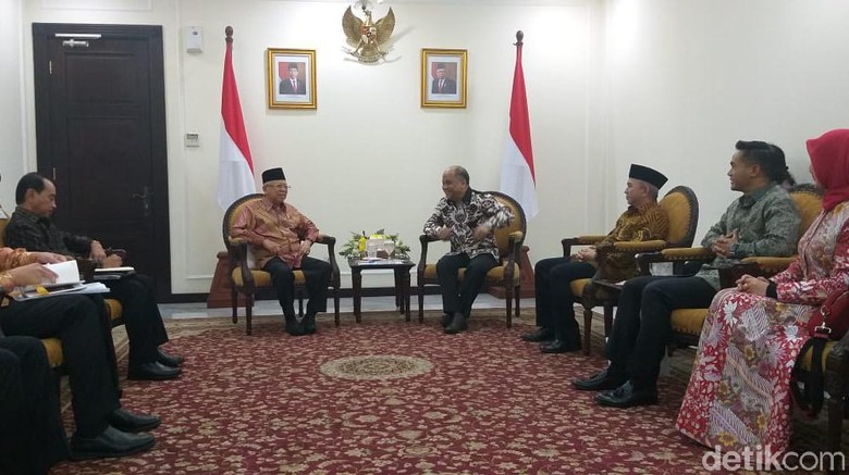 Temui Maruf Amin, Ilham Habibie Laporkan Wacana KEK Halal di Aceh Temui Maruf Amin, Ilham Habibie Laporkan Wacana KEK Halal di Aceh