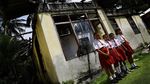Potret Memprihatinkan Sekolah Rusak di Indonesia