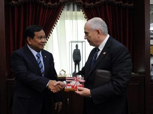 Ini yang Dibahas Prabowo Saat Bertemu Dubes AS-Dubes Saudi