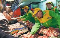 Diejek Jualan Daging di Pasar, Kini Penghasilan Pria Ini Capai Rp 3,6 Triliun