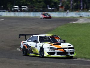 Turunkan 7 Pebalap Lagi di ISSOM Seri VI, ABM Raih 9 Trofi Juara