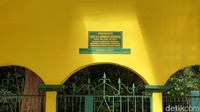 Ia meninggal jauh dari kampung halamannya tapi tetap di tanah Melayu. Makam Badang yang ada di tengah hutan telah dibangun oleh turis-turis yang berasal dari Malaysia (Foto: Ahmad Masaul Khoiri/detikcom)