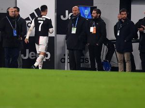 Ronaldo Ngambek Saat Diganti, Szczesny: Wajar Kok
