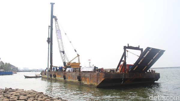Potret Suasana Ground Breaking Masjid Apung Ancol