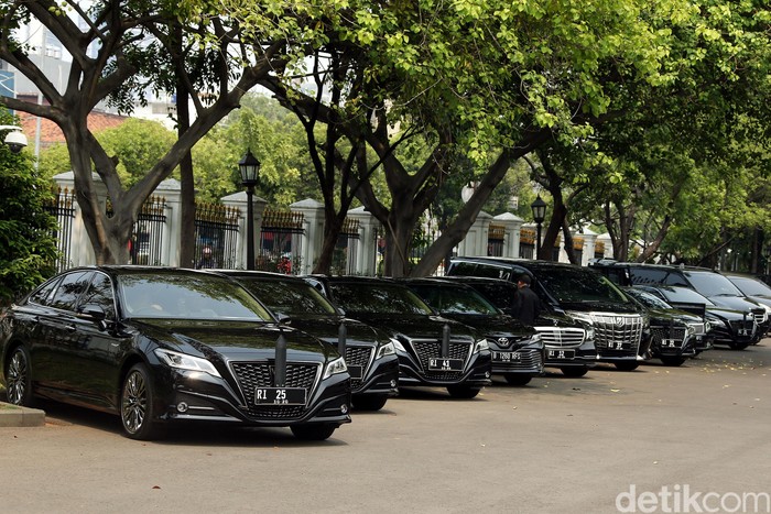 Jajaran menteri di pemerintahan Presiden Joko Widodo dan Wakil Presiden Maruf Amin periode 2019 - 2024, kini punya tunggangan mobil baru. Inidia mobilnya.