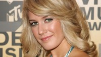 Bintang reality show Heidi Montag sempat keranjingan lakukan operasi plastik. Foto: Peter Kramer/Getty Images