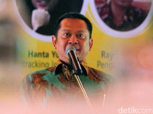 Mundur Caketum Usai Ketemu Luhut, Bamsoet: Saya Tak Bisa Lawan Nasihat Senior