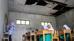 Potret Memprihatinkan Sekolah Rusak di Indonesia