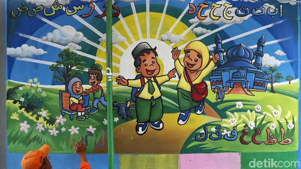 Mural Cantik dan Mendidik Hiasi Perkampungan di Koja Jakarta Utara
