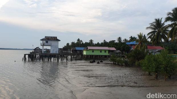 Cerita Listrik di Pulau Terdepan Indonesia, Pariwisata pun Tercerahkan