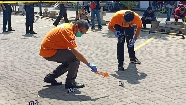Anaknya Tembak Kontraktor, Bupati Majalengka: Saya Hormati Proses Hukum Anaknya Tembak Kontraktor, Bupati Majalengka: Saya Hormati Proses Hukum