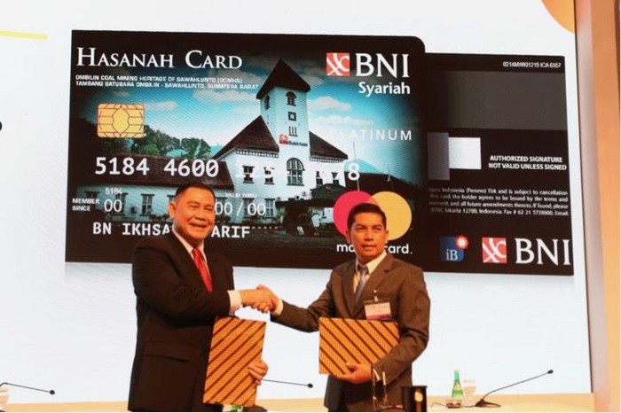 BNI Syariah Launching Kartu Platinum Hasanah Desain Sawahlunto