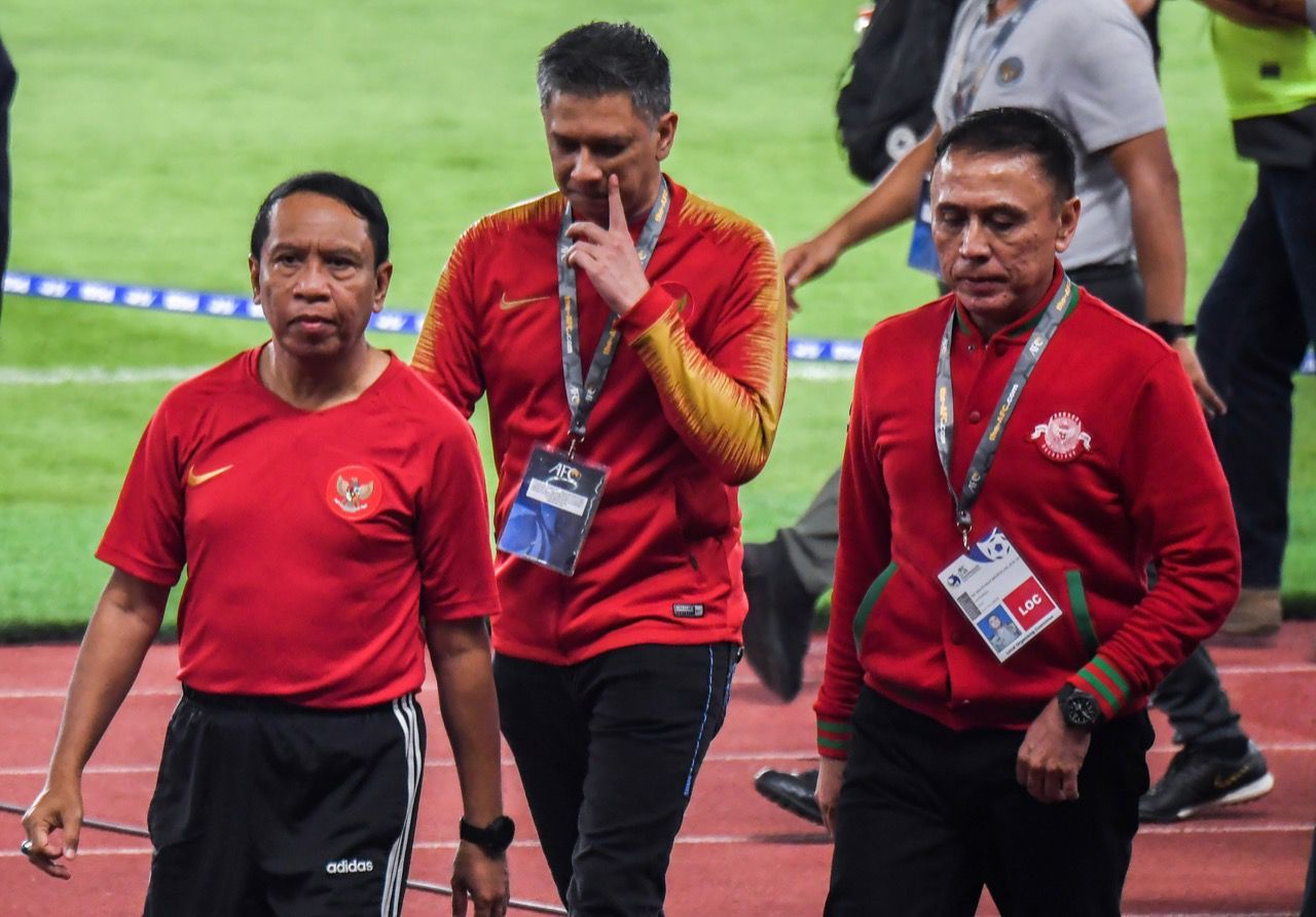 Menpora Zainudin Amali (paling kiri)