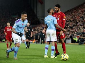 Ribut dengan Joe Gomez, Sterling Akui Sempat Emosi