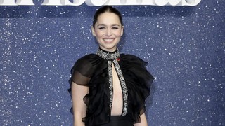Emilia Clarke Bantah Dapat Gaji Rp 5,3 M Per Episode untuk Game of Thrones