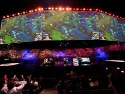 Belasan Ribu Penonton Jadi Saksi Gamer China Gondol Rp 11,7 M