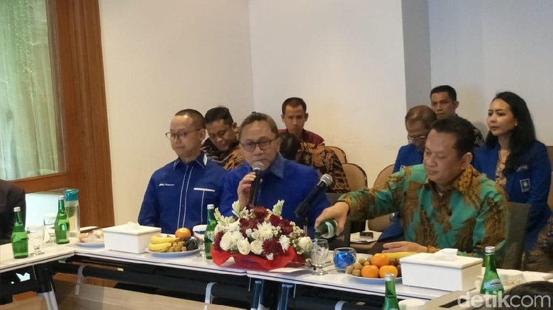 Pimpinan MPR Sambangi Kantor PAN, Bamsoet Disapa Caketum Golkar Pimpinan MPR Sambangi Kantor PAN, Bamsoet Disapa Caketum Golkar