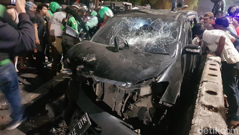 Cerita Polisi Kena Amuk Massa Gegara Senggol Pengendara Cerita Polisi Kena Amuk Massa Gegara Senggol Pengendara