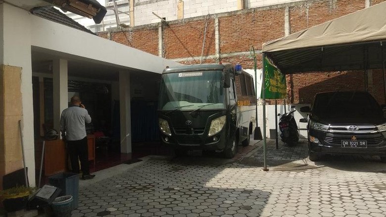 Jaksa OTT Kadis Pariwisata Lombok Barat NTB Jaksa OTT Kadis Pariwisata Lombok Barat NTB