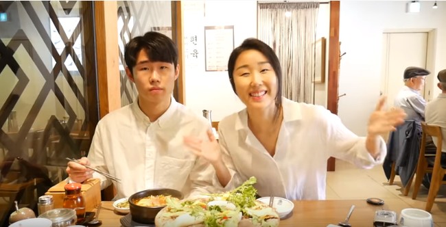 5 YouTuber Mukbang dari Korea Ini Dijamin Bikin Kamu Ngiler