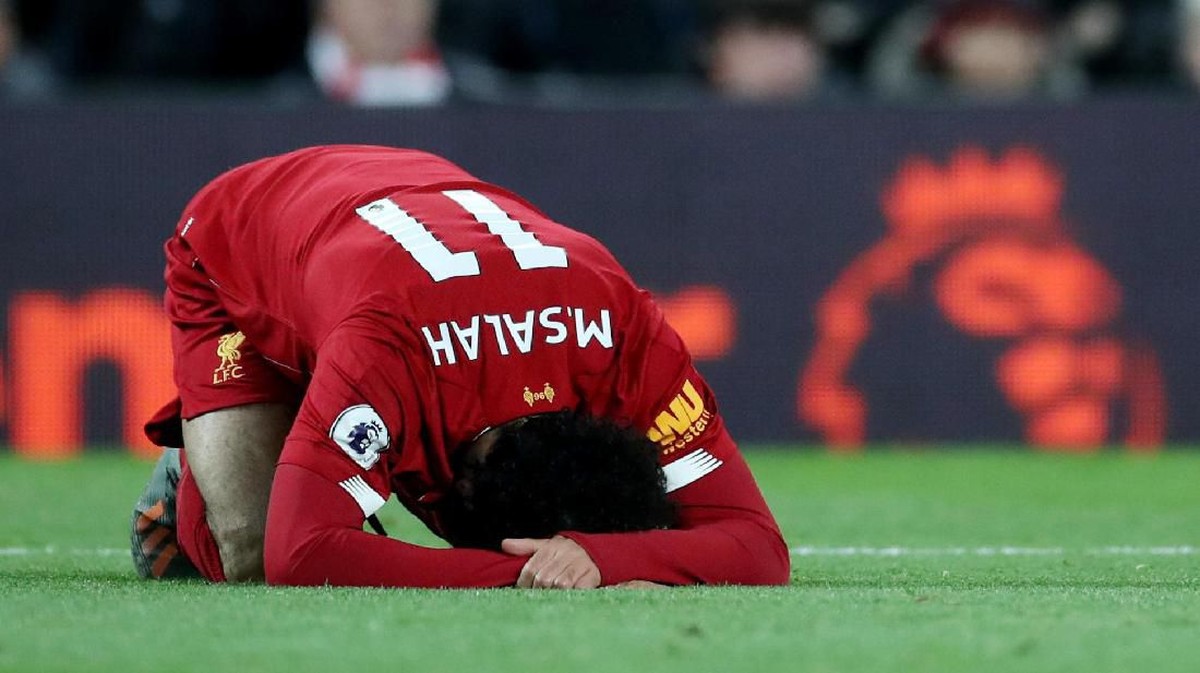 Mohamed Salah dicoret dari timnas Mesir karena cedera pergelangan kaki (Foto: Reuters/Carl Recine)