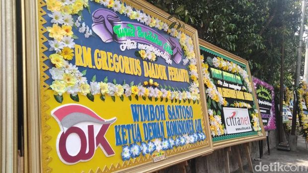 Karangan Bunga untuk Djaduk Penuhi Padepokan Seni Bagong Kussudiardja
