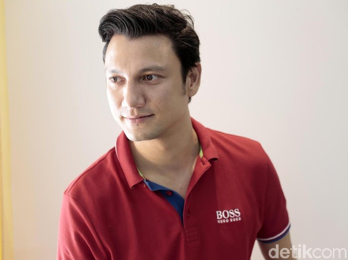 Christian Sugiono saat berkunjung ke kantor detikcom.