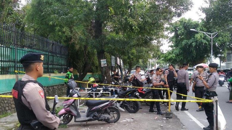 Istri Pelaku Bom Medan Ternyata Komunikasi dengan Napi soal Teror Bali Istri Pelaku Bom Medan Ternyata Komunikasi dengan Napi soal Teror Bali