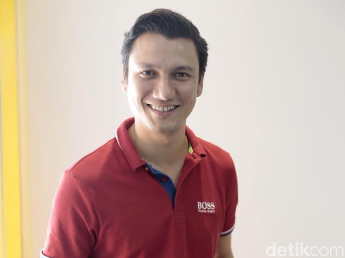 Christian Sugiono saat berkunjung ke kantor detikcom.