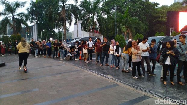 Pengguna Skuter Listrik: Di Jalan Bahaya, Trotoar Dilarang, Bolehnya di Mana?