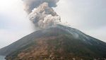 Foto: Cantik tapi Bahaya, Ini Pulau Atraktif dengan Gunung Aktif
