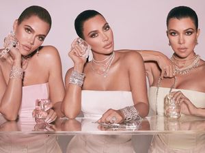 Promosi Parfum, Kardashian Bersaudari Pakai Perhiasan Berlian Rp 422 Miliar