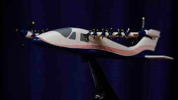 Mesinnya pun lebih kedap alias tidak berisik dibandingkan pesawat konvensional. Foto: Reuters