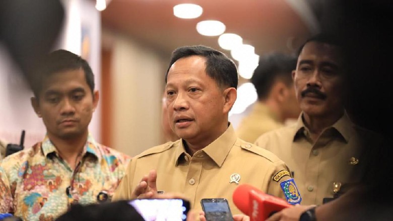 Undangan ke Petamburan untuk Tito Karnavian Undangan ke Petamburan untuk Tito Karnavian