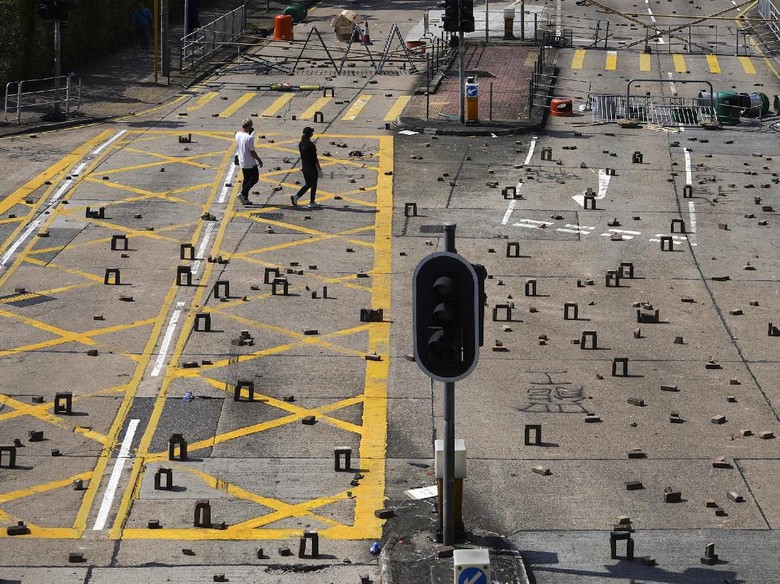 Sempat Kritis Kena Batu Saat Demo Bentrok, Pria Lansia Hong Kong Meninggal Sempat Kritis Kena Batu Saat Demo Bentrok, Pria Lansia Hong Kong Meninggal
