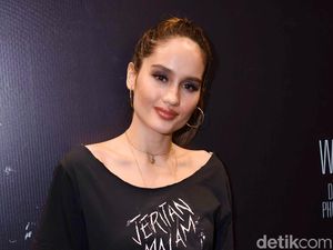 Cinta Laura Mikir 2 Kali Beli Tas Puluhan Juta Rupiah, Ingat Anak Tak Mampu
