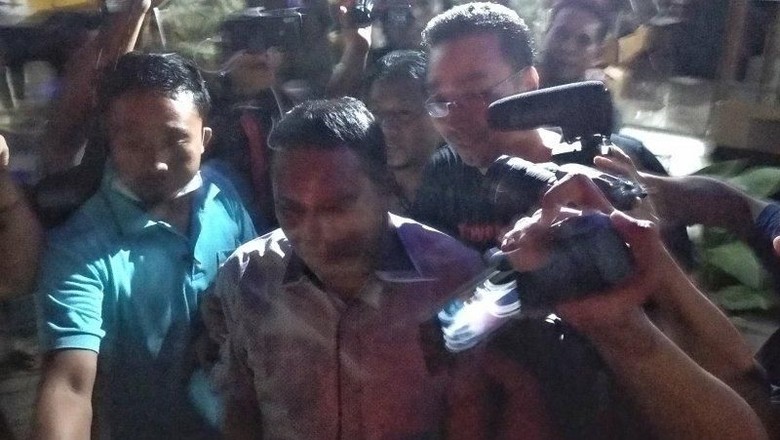 OTT Kadis Pariwisata Lombok Barat Terkait Proyek TP4D, Ispan Jadi Tersangka OTT Kadis Pariwisata Lombok Barat Terkait Proyek TP4D, Ispan Jadi Tersangka