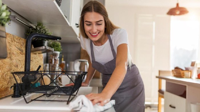Ilustrasi membersihkan dapur