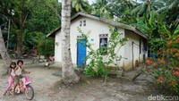 Kata salah satu warga, Elisna, Suku Asli yang ada di pedalaman Pulau Kundur ini menghuni 70 rumah. Mayoritas warganya beragama Kristen (Foto: Ahmad Masaul Khoiri/detikcom)