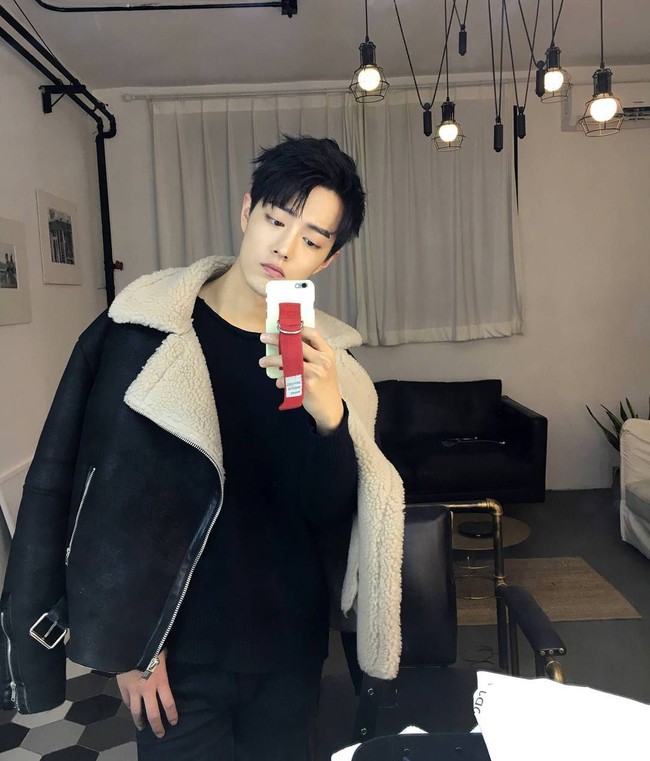 Xiao Zhan ternyata juga mahir memotret. Seperti dikutip dari Hotpot, ia kerap kali membuat proyek fotografi sendiri. Foto: Instagram/@xiaozhan.daytoy