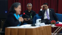 Wakil Ketua DPR RI Azis Syamsuddin dan Ketua Badan Pengawas MA Nugroho Santiadji melihat langsung proses seleksi calon hakim agung (CHA) di Gedung Komisi Yudisial, Jakarta, Kamis (14/11/2019).
