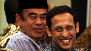 Kini, Nadiem telah resmi menjadi Mendikbud dan mengaku akan membawa perubahan berbasis teknologi dalam sistem pendidikan di Indonesia. Selamat berkarya dan bekerja, Nadiem! Foto: Rengga Sancaya