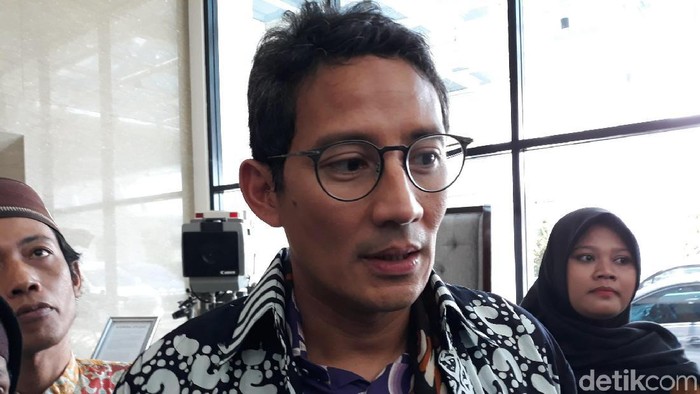 Sandiaga Uno di Seminar Jihad Ekonomi Umat Sandiaga Uno di Seminar Jihad Ekonomi Umat