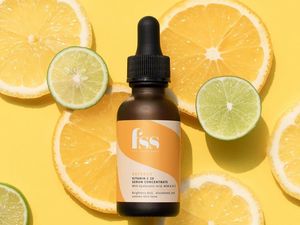 6 Rekomendasi Serum Vitamin C Lokal Terbaik