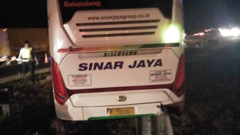 7 Orang Tewas di Cipali, Sopir Bus Sinar Jaya Jadi Tersangka 7 Orang Tewas di Cipali, Sopir Bus Sinar Jaya Jadi Tersangka