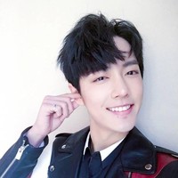 Xiao Zhan yang kini berusia 28 tahun belum memikirkan tentang pernikahan karena fokusnya saat ini lebih ke karier. Tapi jika menikah nanti, dia ingin sudah berkeluarga di usia 35 tahun. Foto: Instagram/@xiaozhan.daytoy