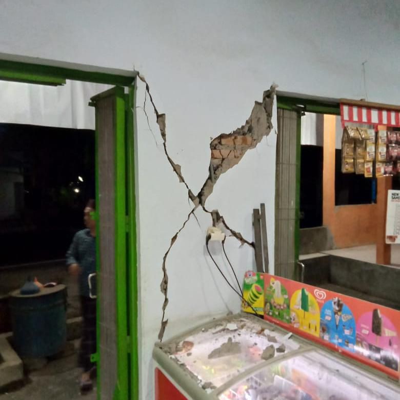 Gempa Guncang Bali, 2 Rumah di Buleleng Rusak Gempa Guncang Bali, 2 Rumah di Buleleng Rusak