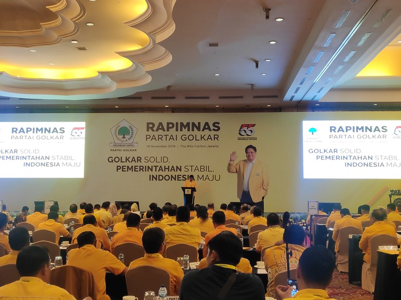 Buka Rapimnas Golkar, Airlangga: Kita Bertekad Tidak Pecah atau Saling Sikut Buka Rapimnas Golkar, Airlangga: Kita Bertekad Tidak Pecah atau Saling Sikut