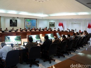 Para Menteri di Pusaran Isu Reshuffle Kabinet